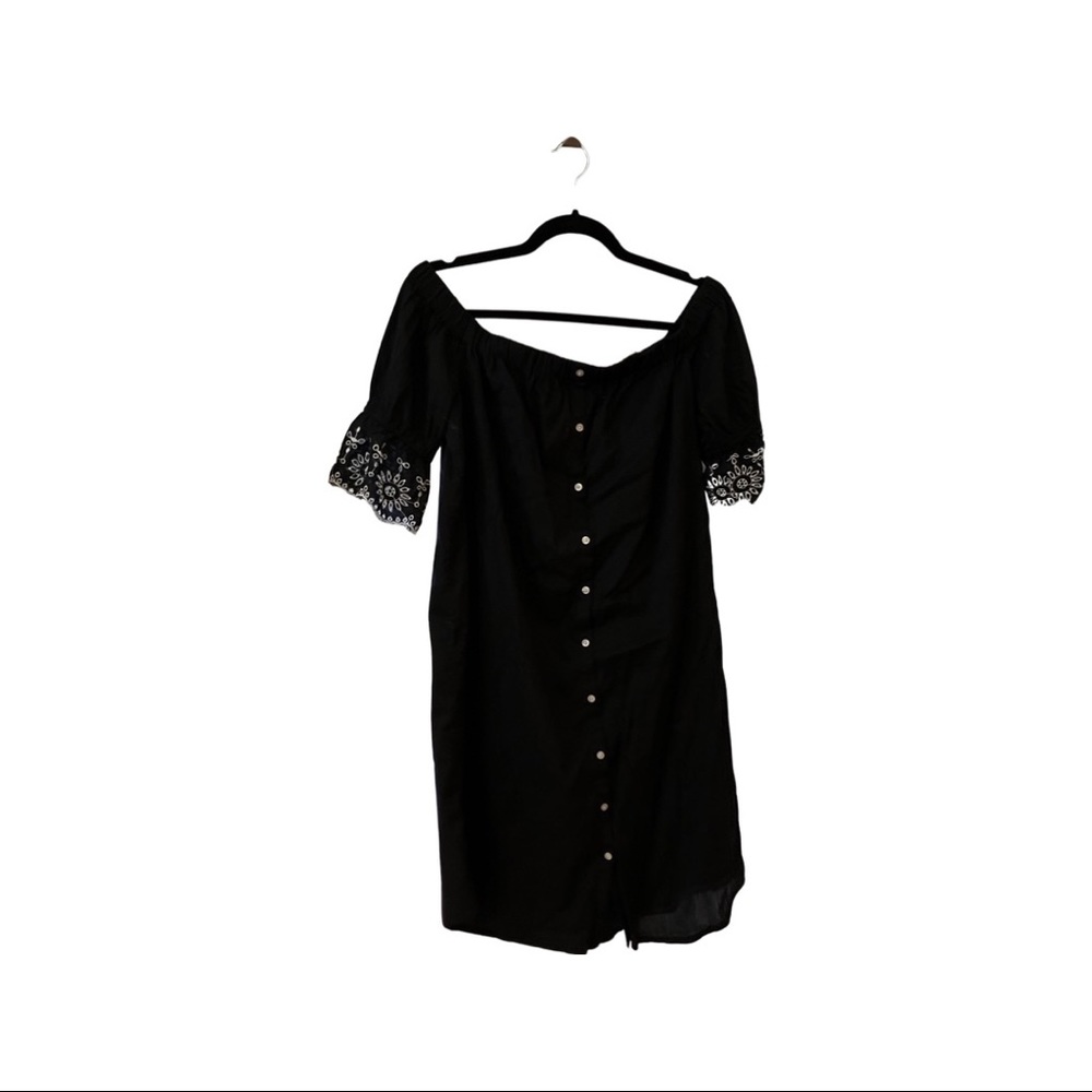 Black Dress! Perfect for a BBQ Or Brunch.